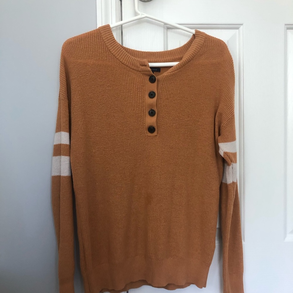 American Eagle Quarter Button Sweater